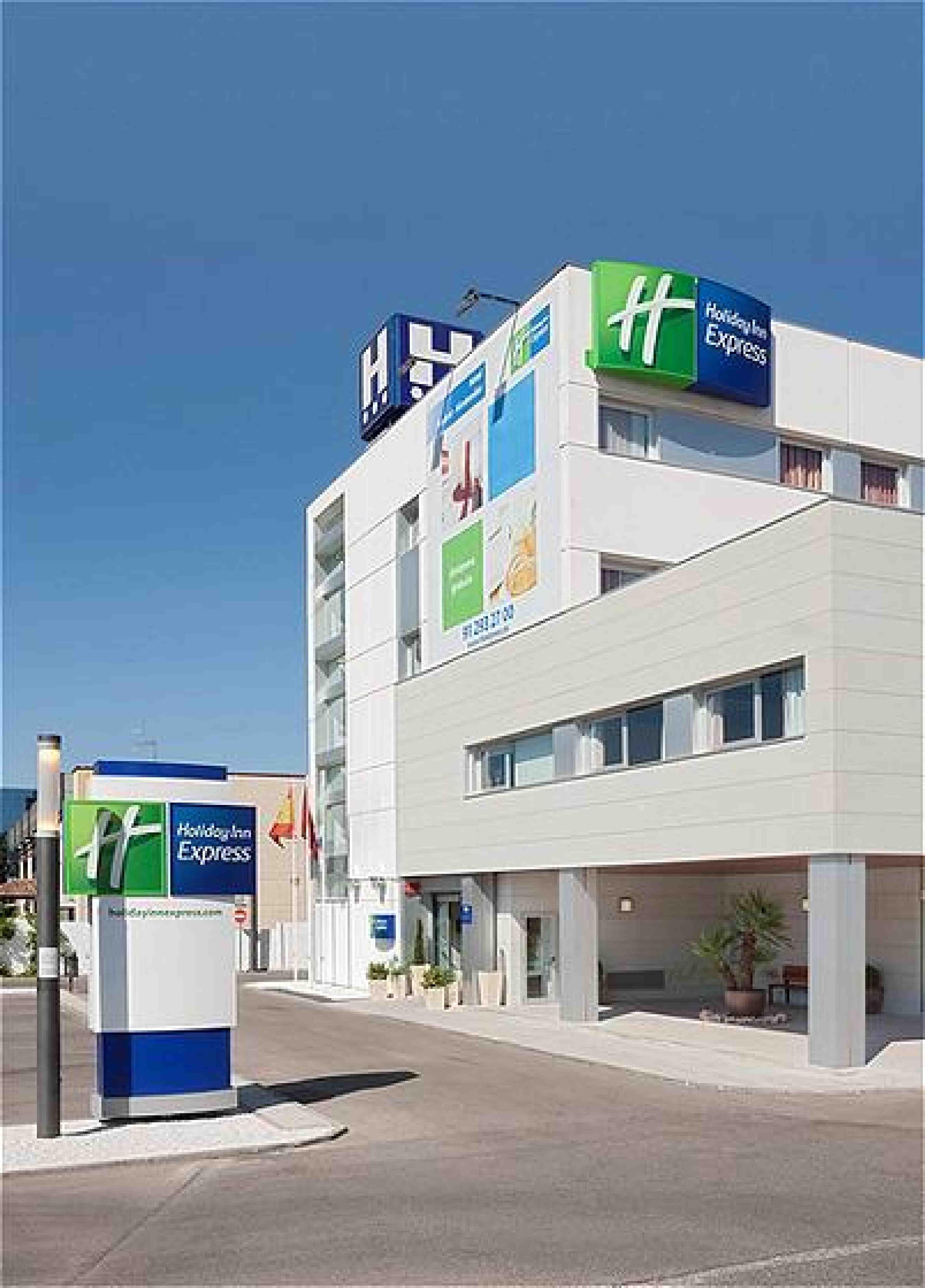 Holiday Inn Express Alcobendas By Ihg Exterior foto