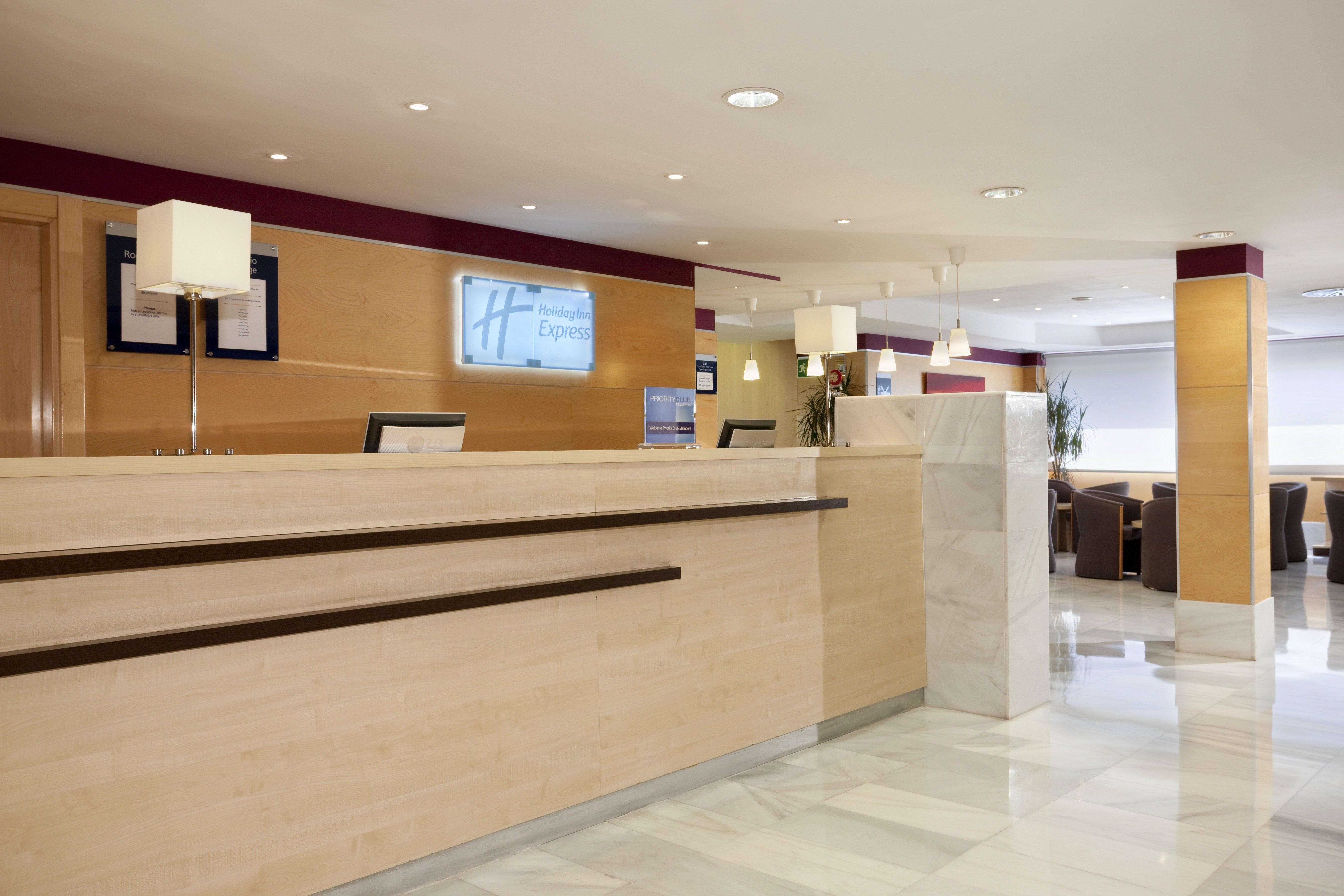 Holiday Inn Express Alcobendas By Ihg Exterior foto