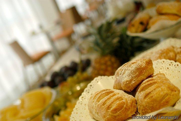 Holiday Inn Express Alcobendas By Ihg Restaurante foto