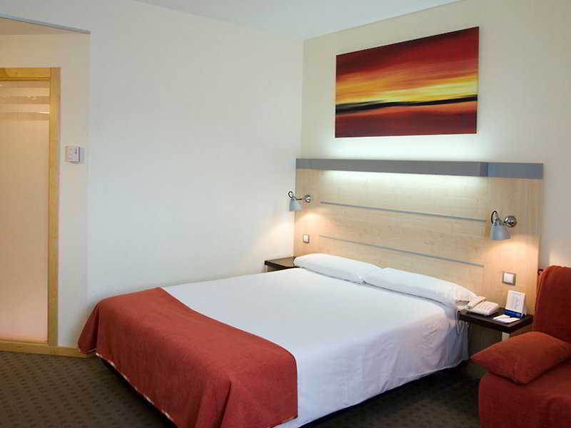 Holiday Inn Express Alcobendas By Ihg Quarto foto