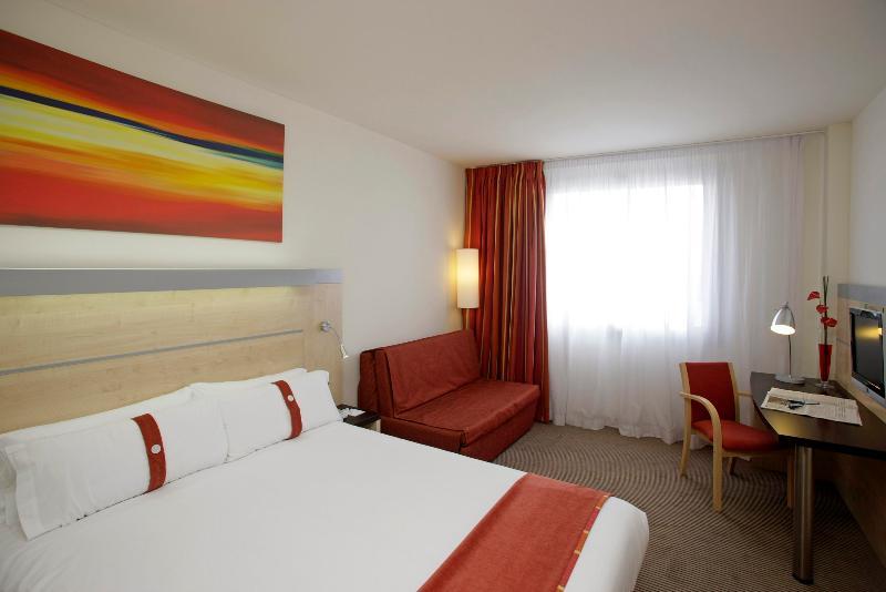 Holiday Inn Express Alcobendas By Ihg Exterior foto